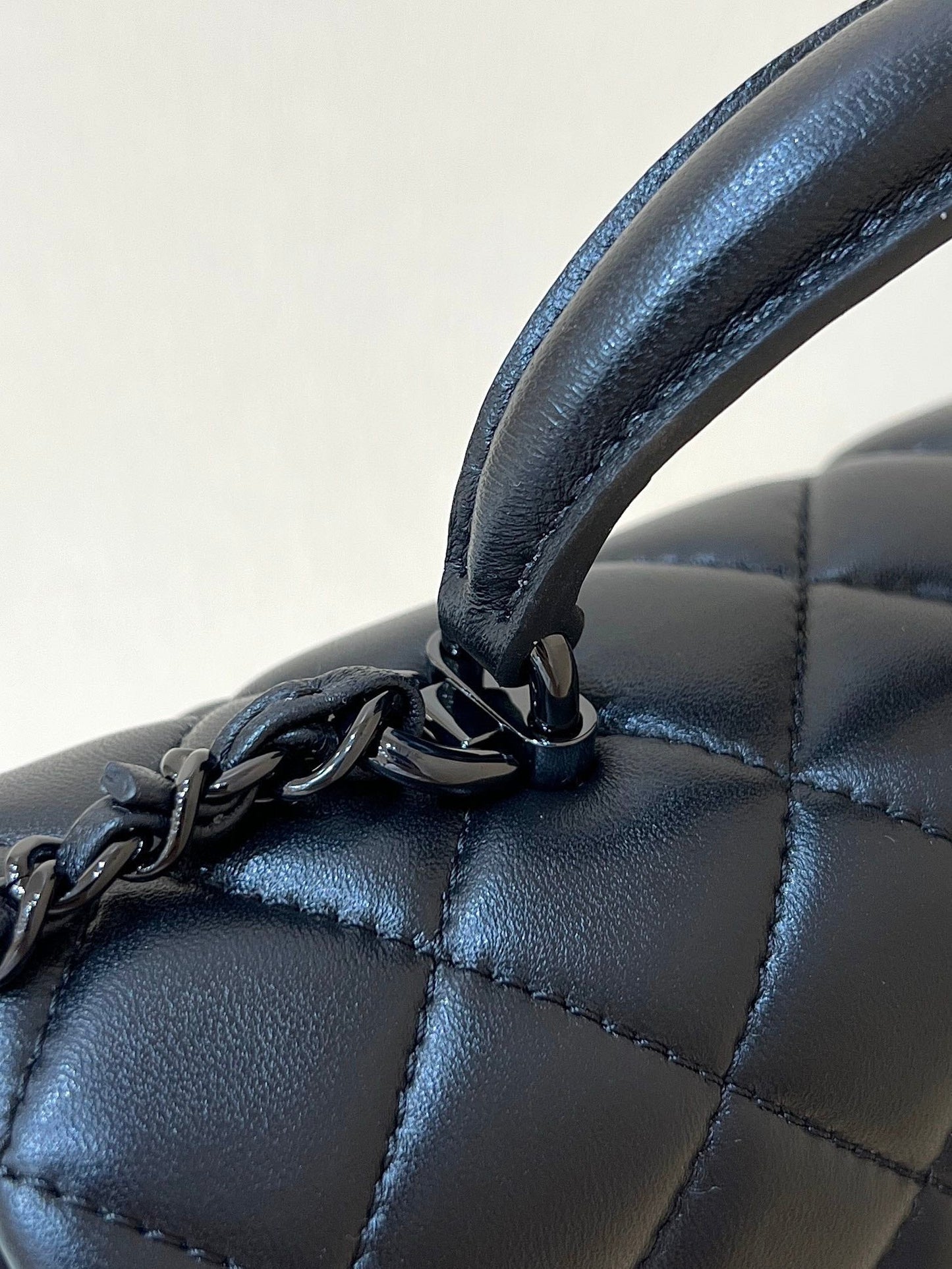 CHANEL 25C Mini Flap Bag Top Handle 20cm Black Lambskin Black Hardware