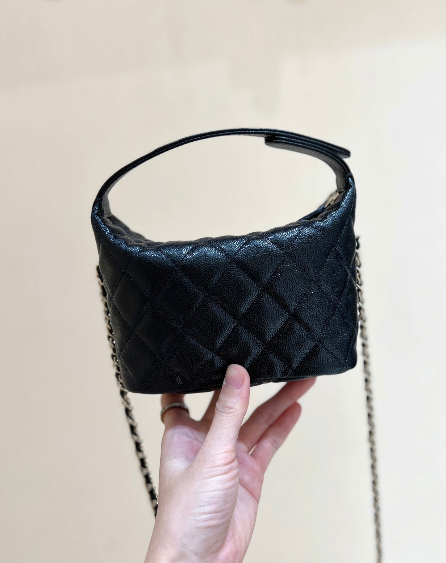 CHANEL 25C Hobo Bag 19cm Black Grained Calfskin