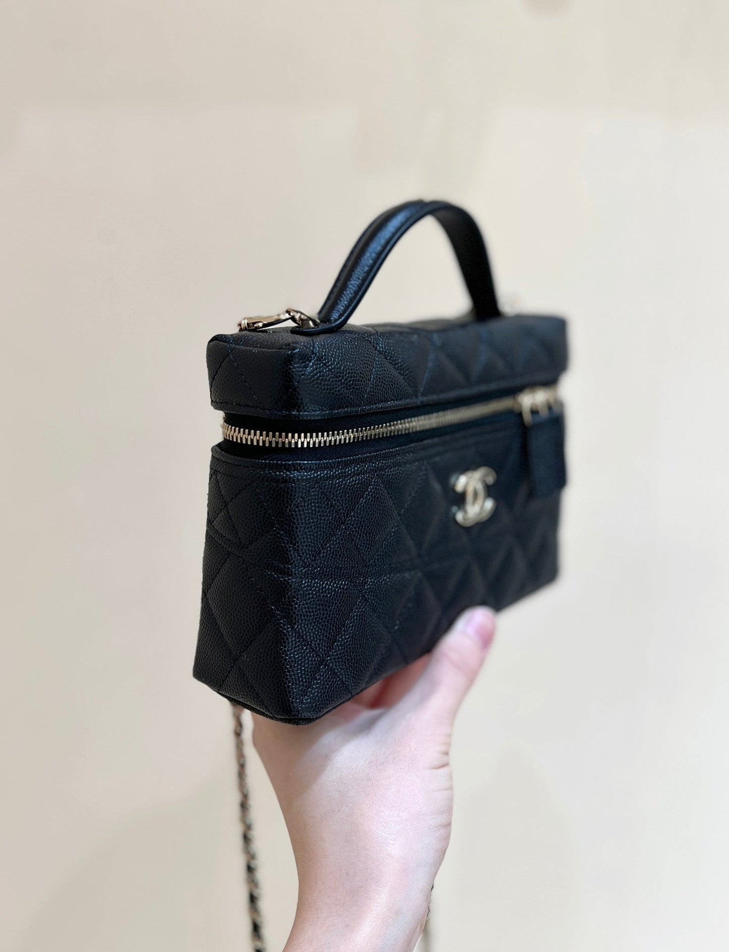 CHANEL 25C Vanity 19cm Top Handle Black Grained Calfskin