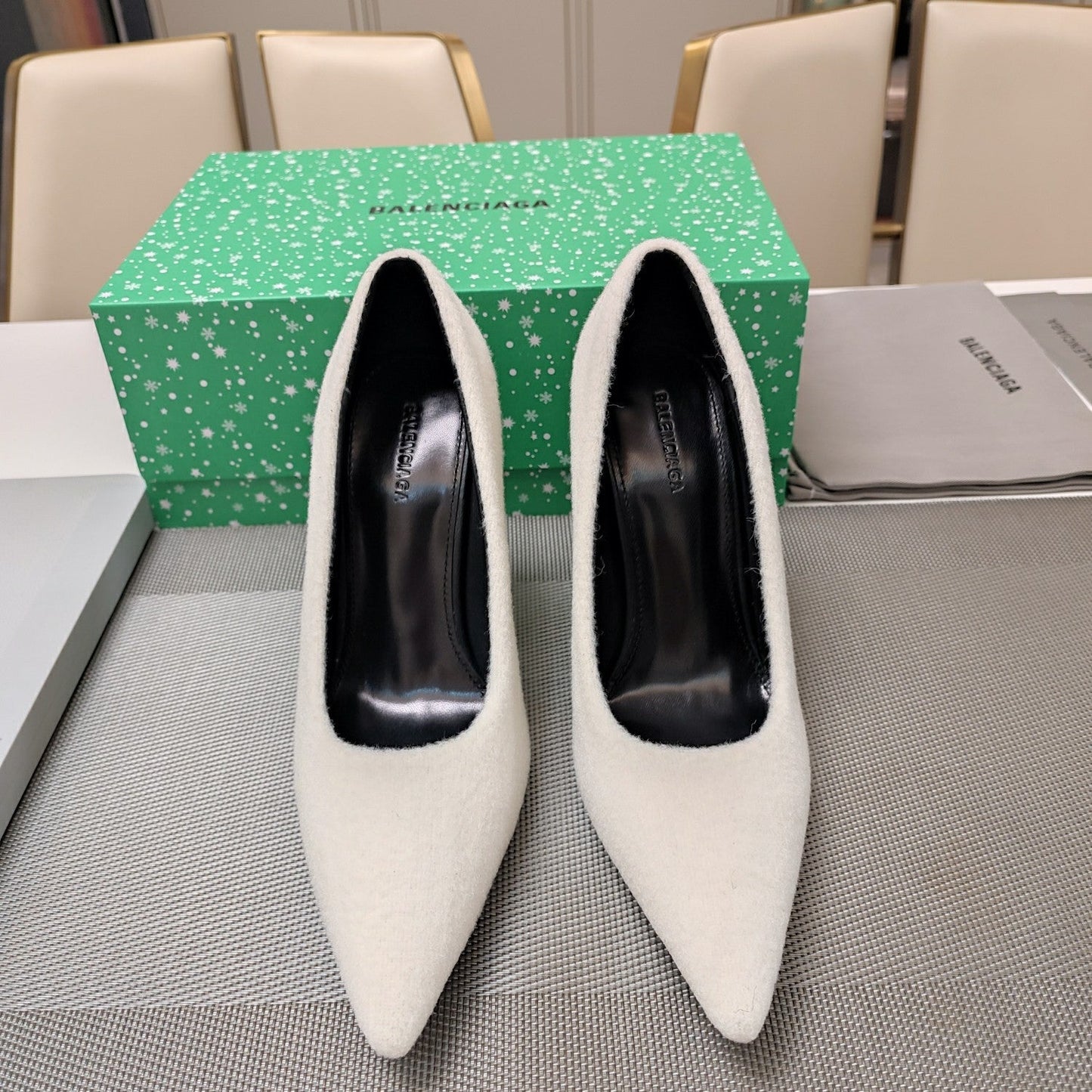 Balanciaga HIGH HEEL PUMPS 90MM IN WHITE WOOL