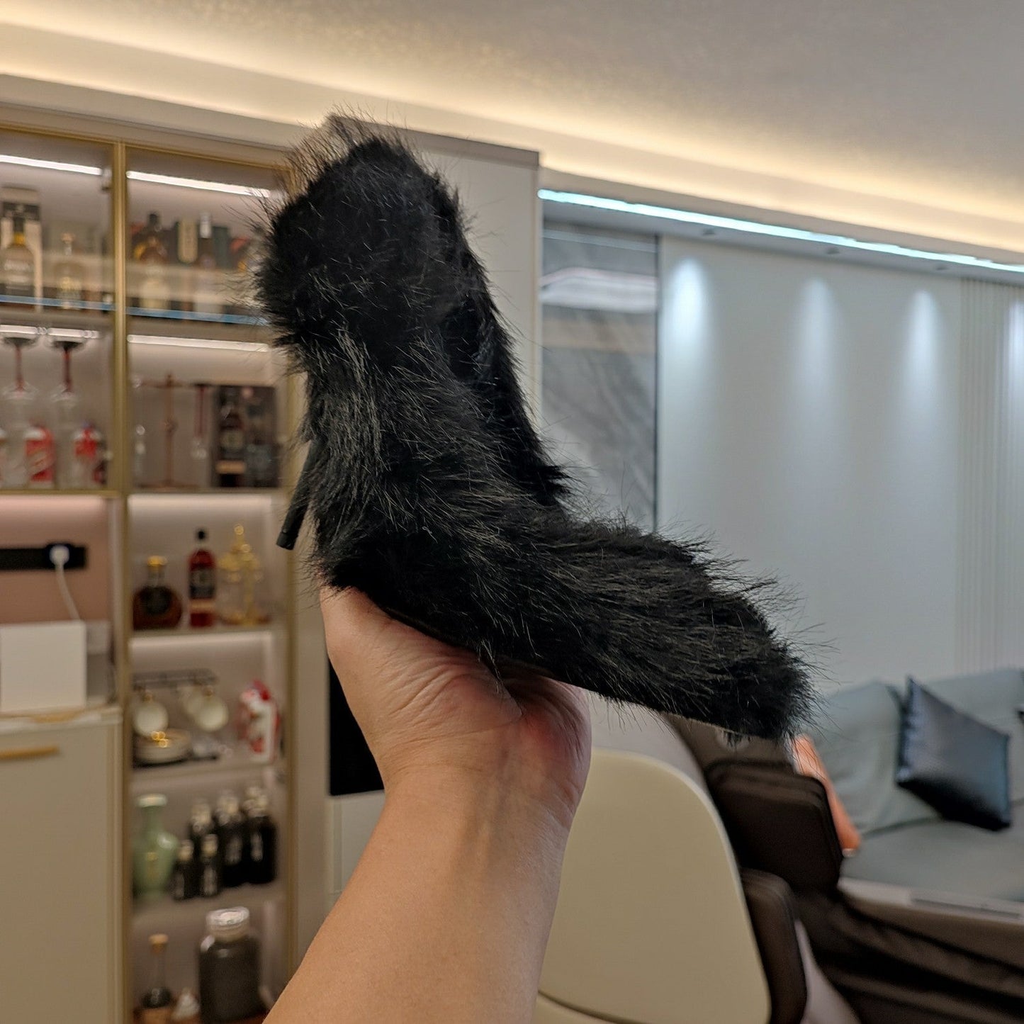 Balanciaga FURRY PUMPS 90MM IN BLACK FOX FUR