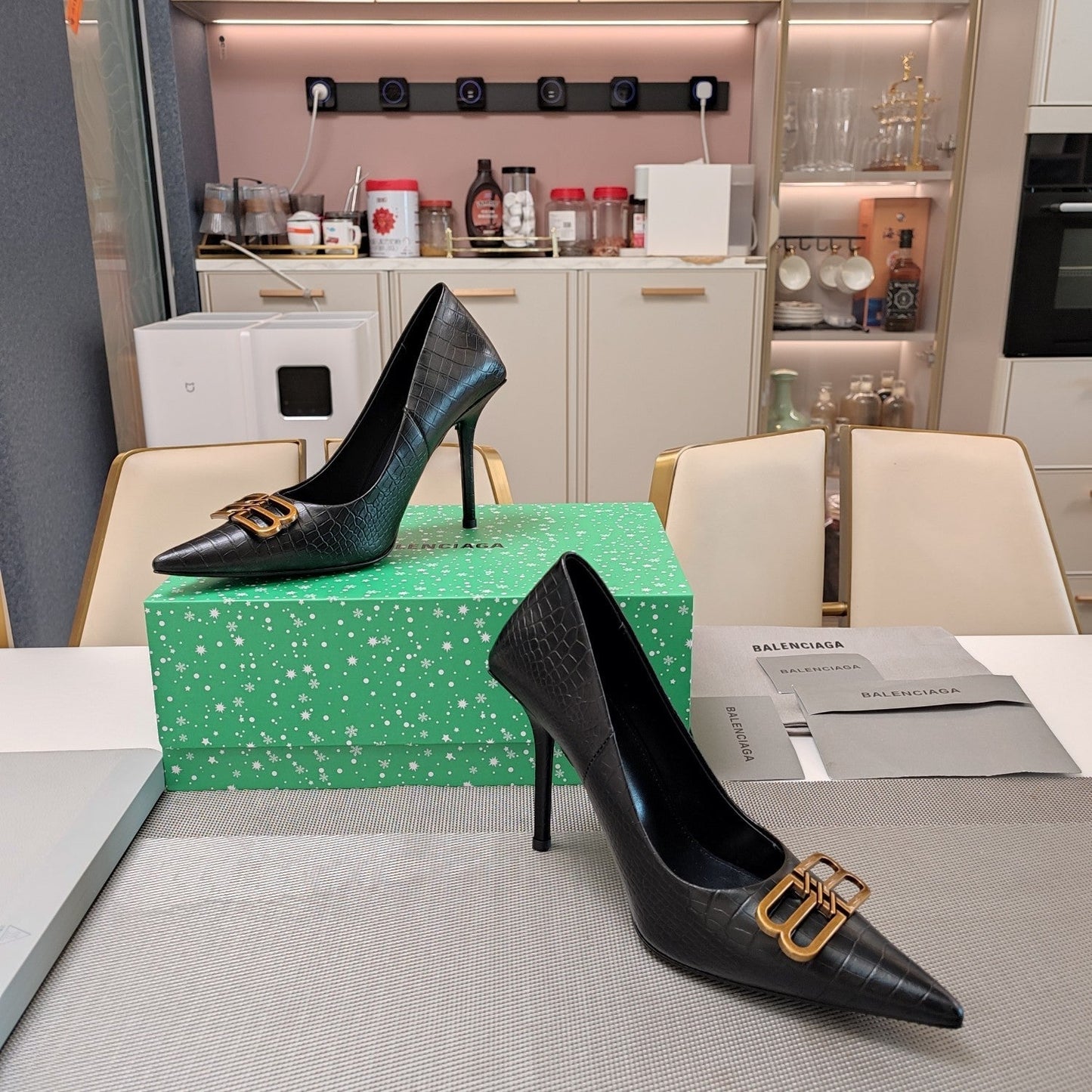 Balanciaga POINTED BB GOLD BUCKLE HIGH PUMPS IN BLACK CROCODILE PATTERN CALFSKIN
