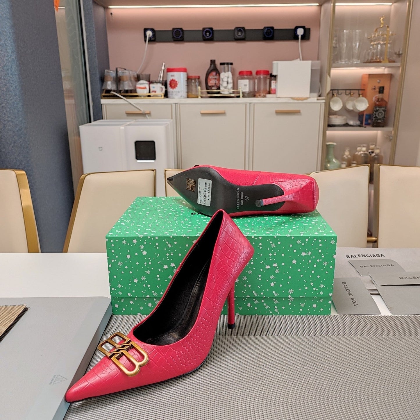 Balanciaga POINTED BB GOLD BUCKLE HIGH PUMPS IN RED CROCODILE PATTERN CALFSKIN