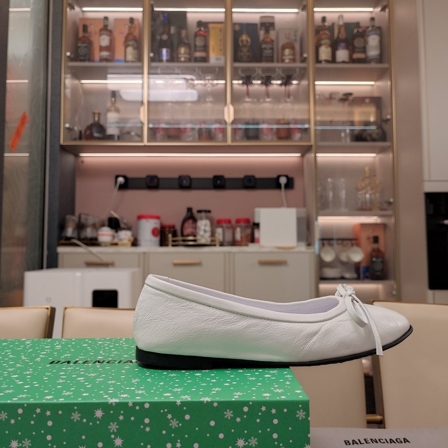 Balanciaga RHINESTONE BALLET FLATS WITH BOW IN WHITE WAX-OIL SHEEPSKIN