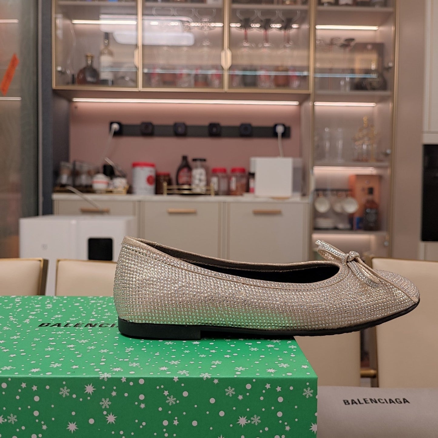 Balanciaga RHINESTONE BALLET FLATS WITH BOW IN BEIGE SHEEPSKIN