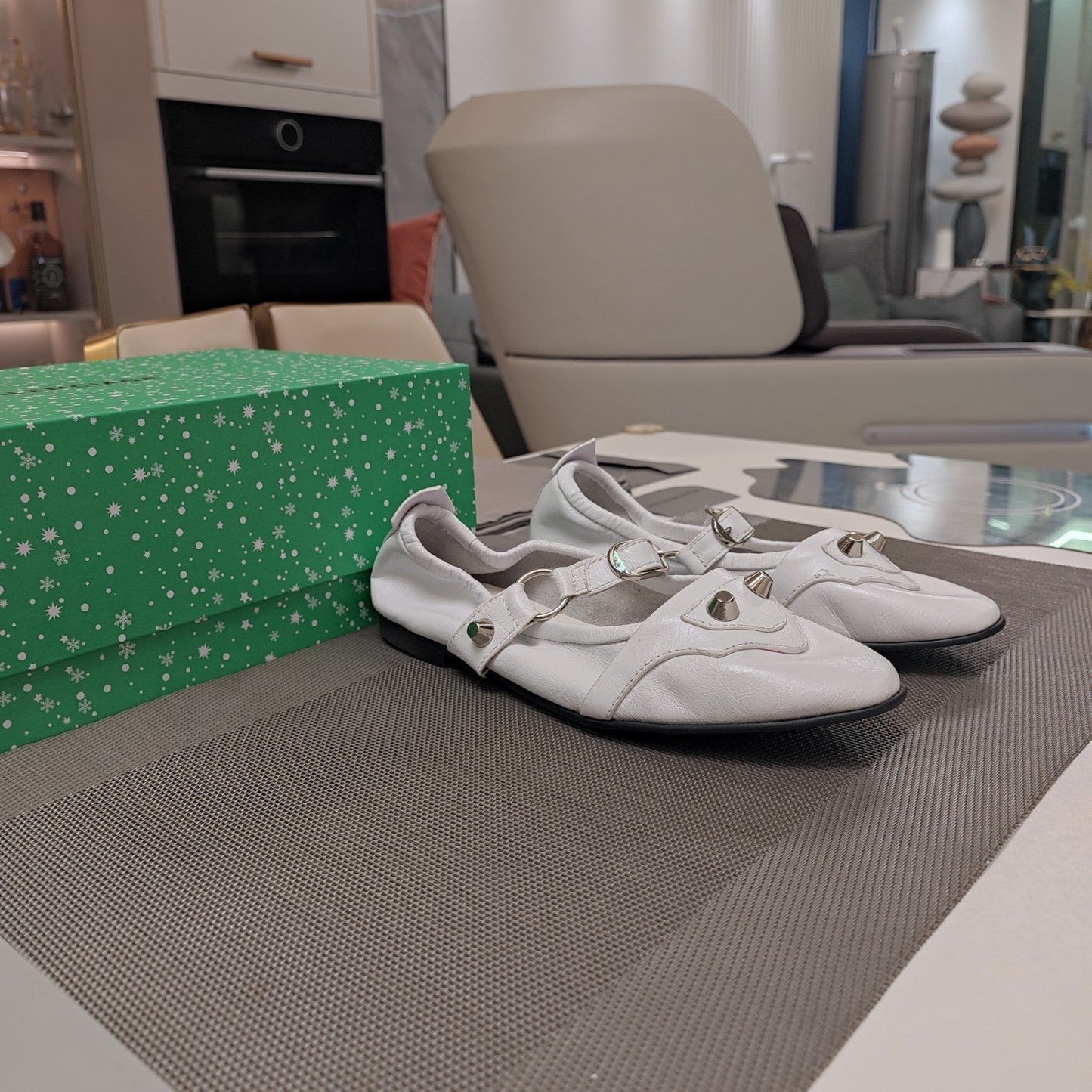Balanciaga STUDDED MARY JANE FLATS IN WHITE SHINY LAMBSKIN