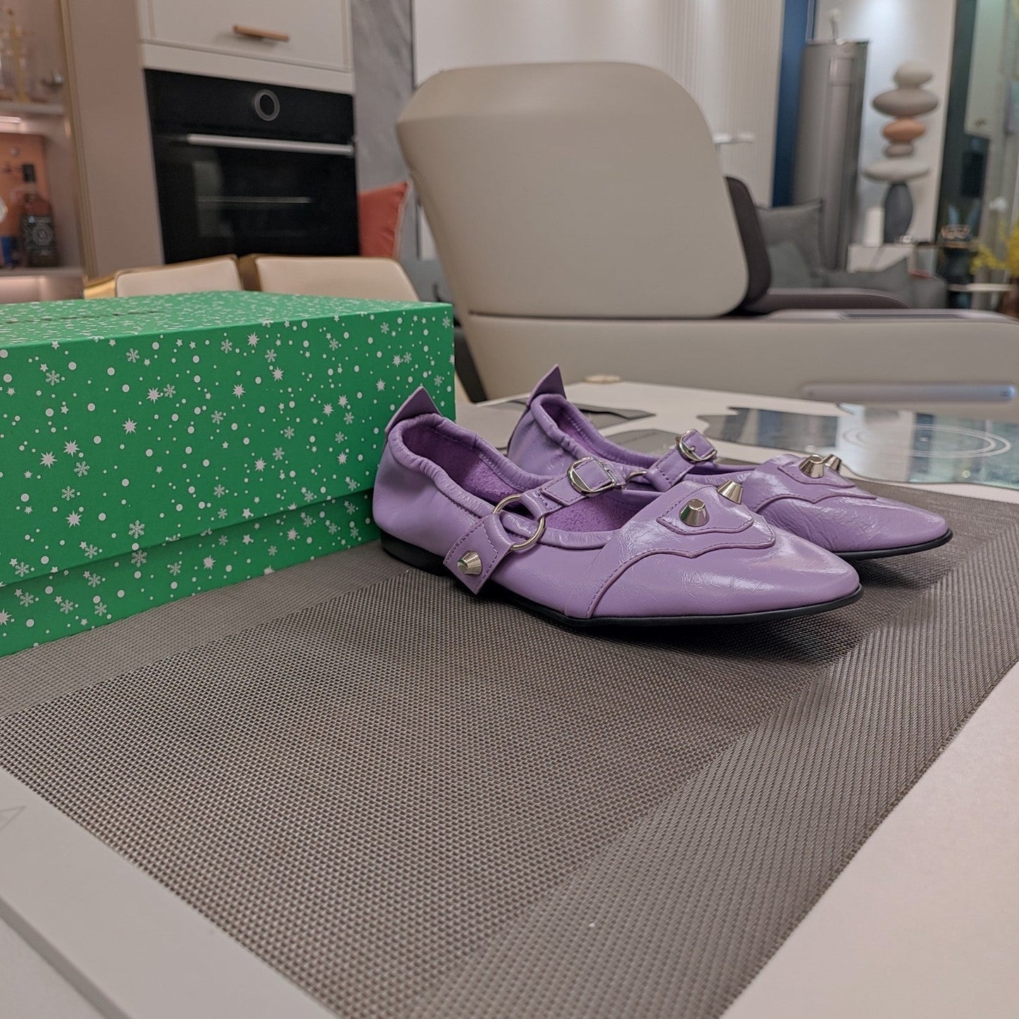 Balanciaga STUDDED MARY JANE FLATS IN LAVENDER SHINY LAMBSKIN