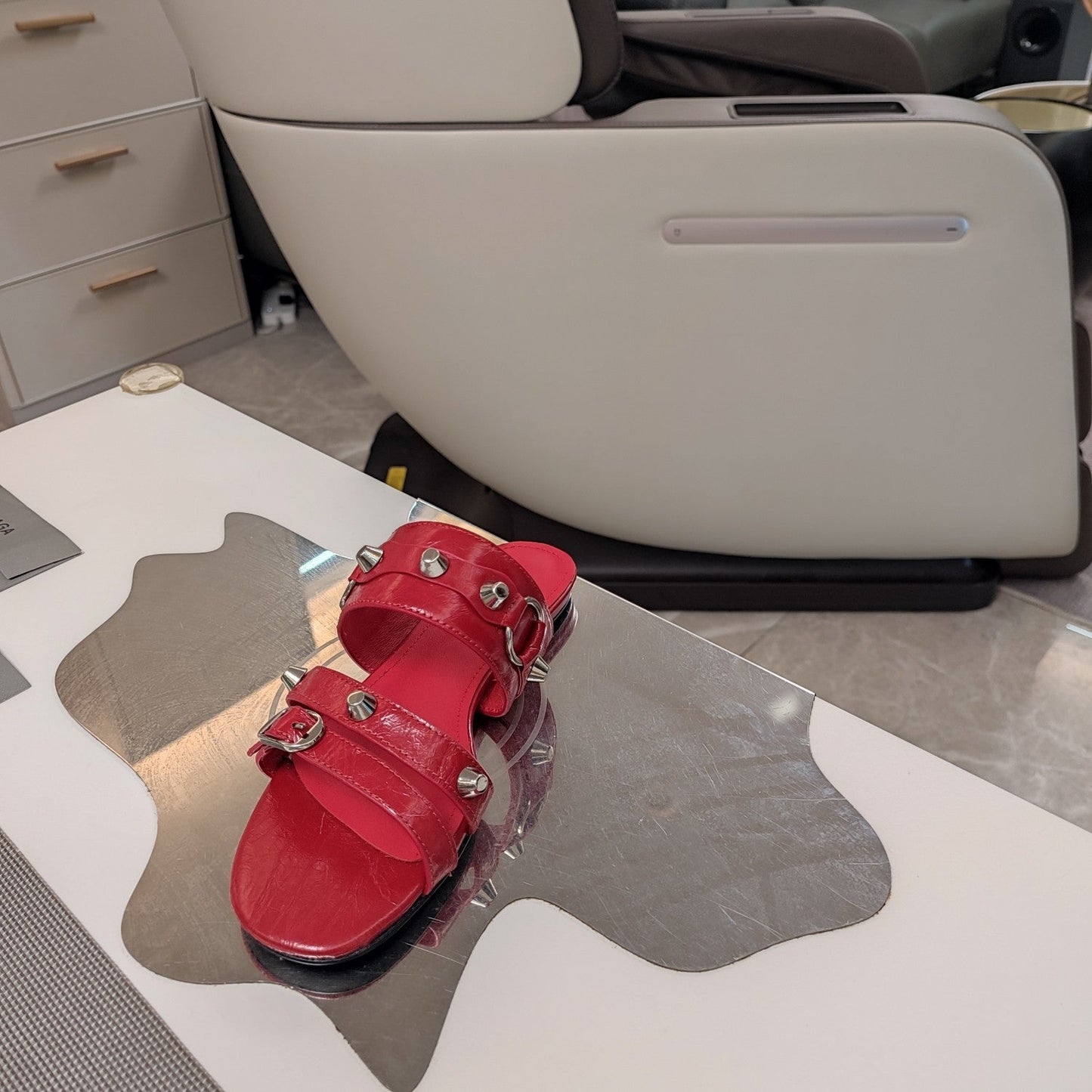 Balanciaga STRAPPY FLAT SANDALS IN RED STUDDED WAX-OIL SHEEPSKIN