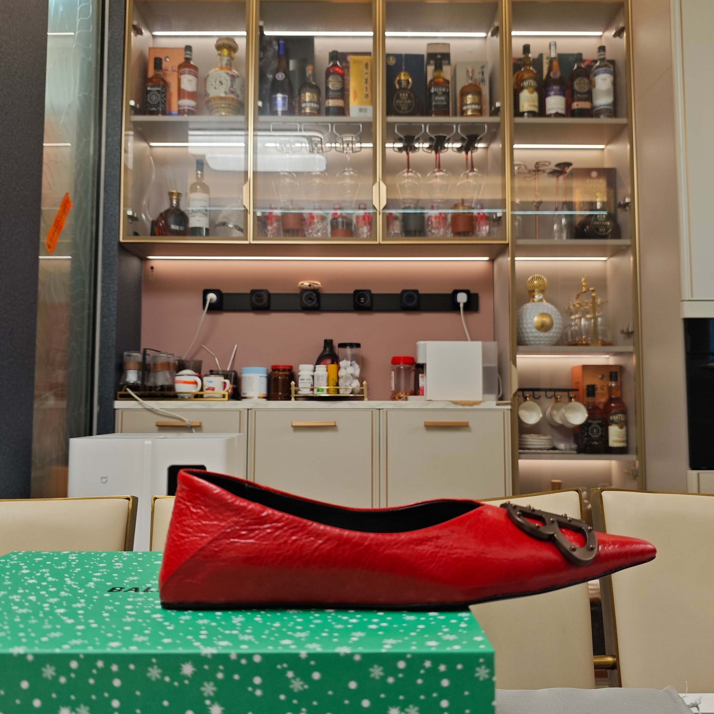 Balanciaga POINTED BALLET FLATS IN RED SHINY CRACKED SHEEPSKIN