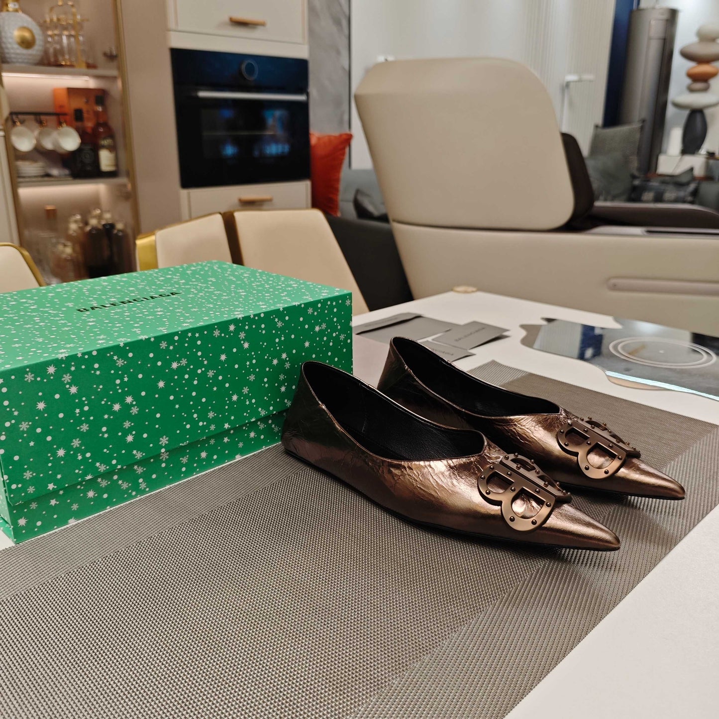 Balanciaga POINTED BALLET FLATS IN CHOCOLATE SHINY CRACKED SHEEPSKIN