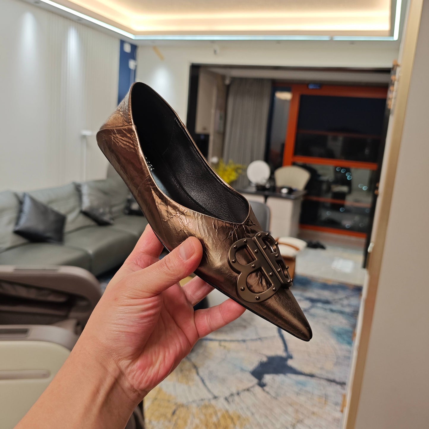 Balanciaga POINTED BALLET FLATS IN CHOCOLATE SHINY CRACKED SHEEPSKIN