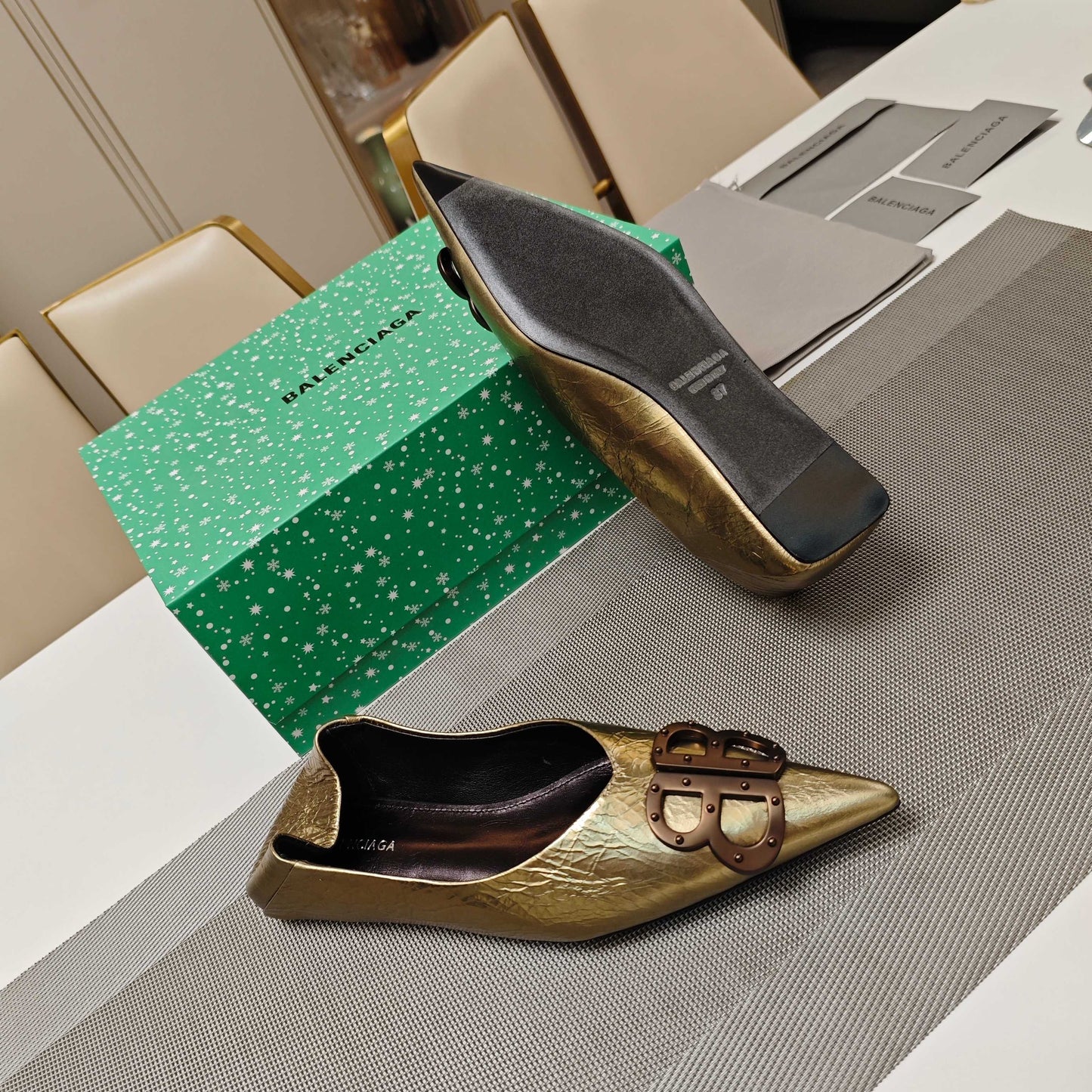 Balanciaga POINTED BALLET FLATS IN GOLD METALLIC SHINY CRACKED SHEEPSKIN