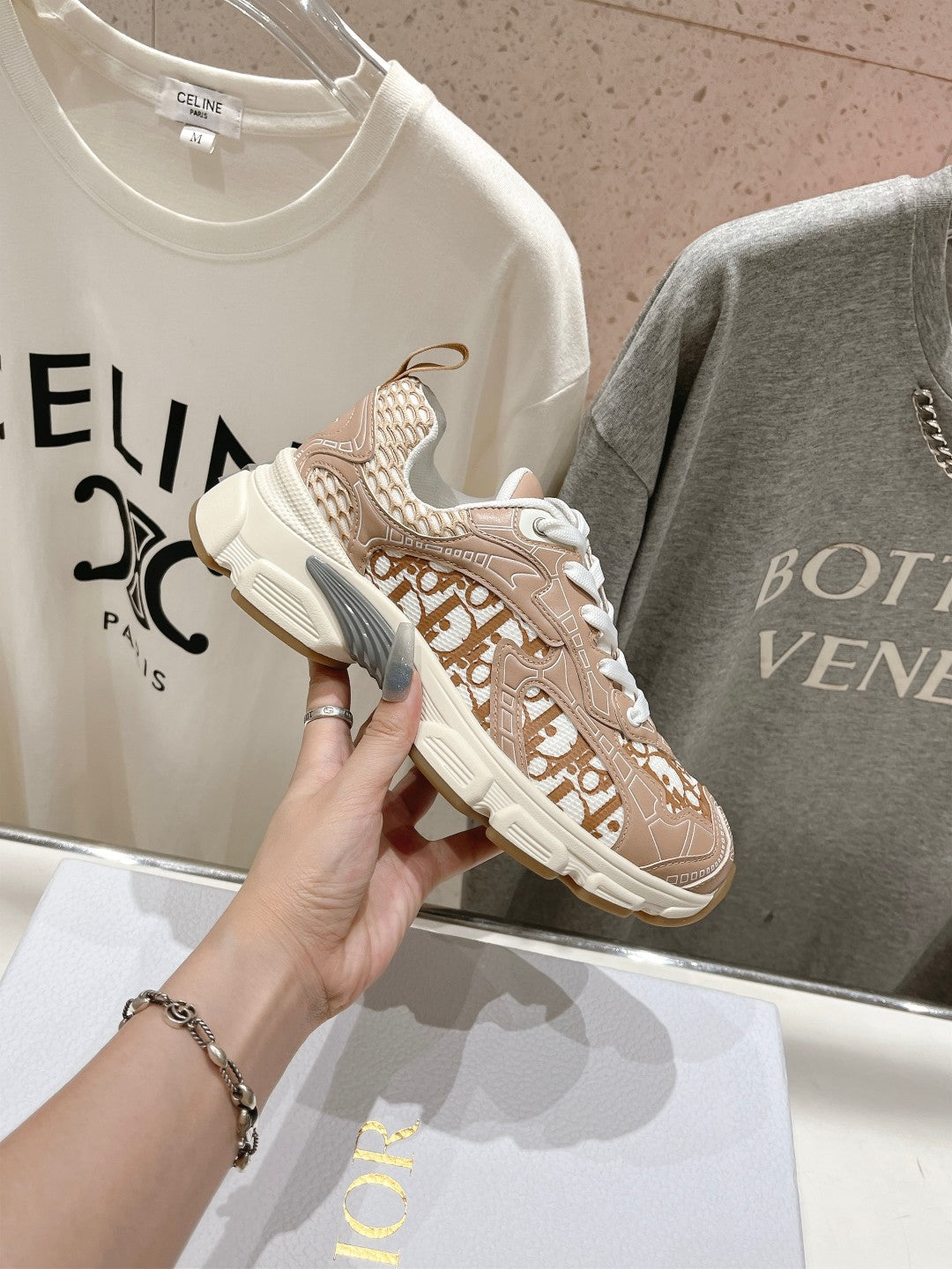 DIOR Vibe Sneaker Beige Brown Polyester Mesh Fabric And Cowhide