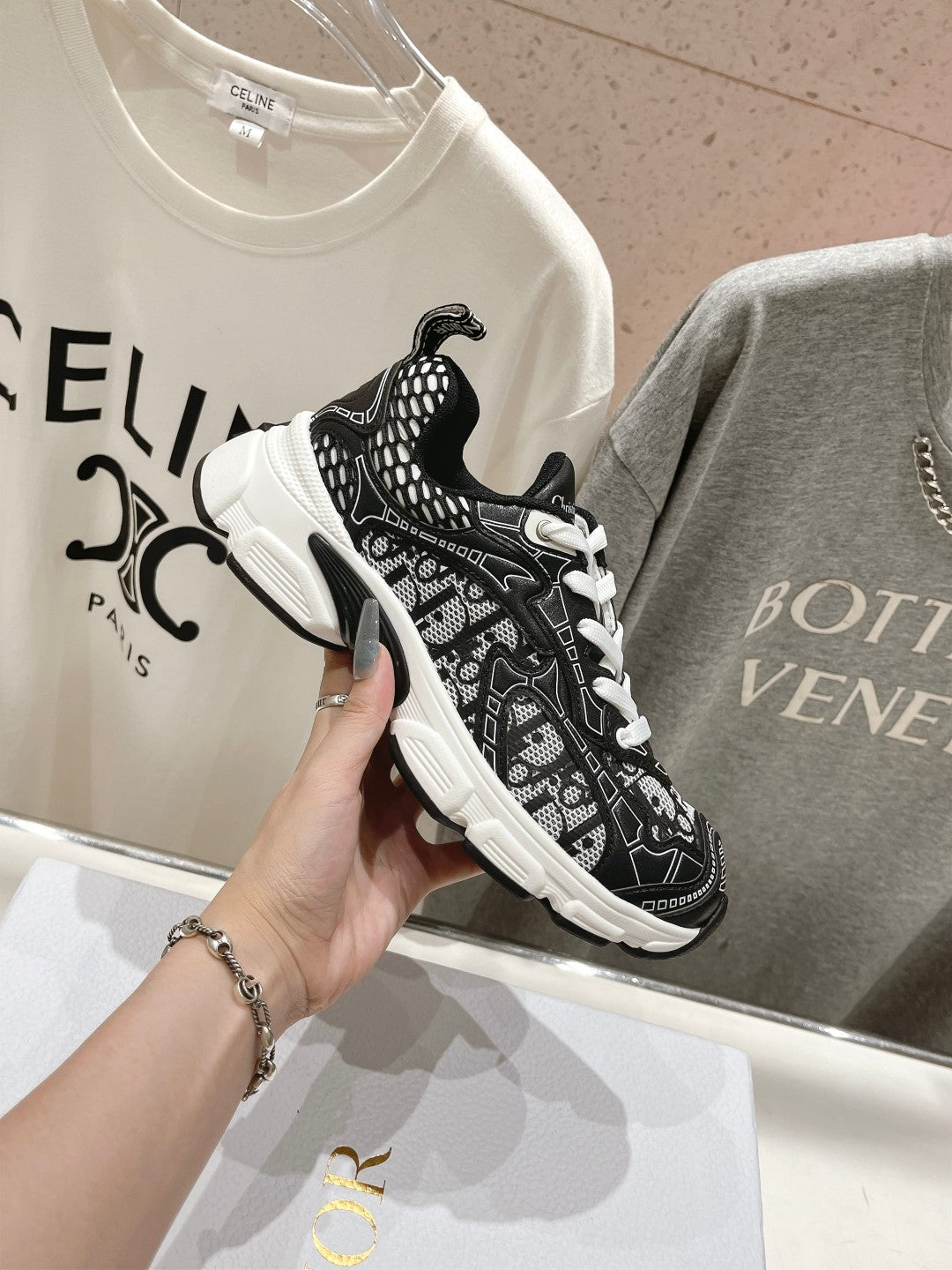 DIOR Vibe Sneaker Black Polyester Mesh Fabric And Cowhide