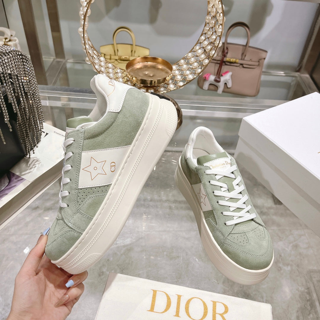 DIOR star sneaker white calfskin light green suede