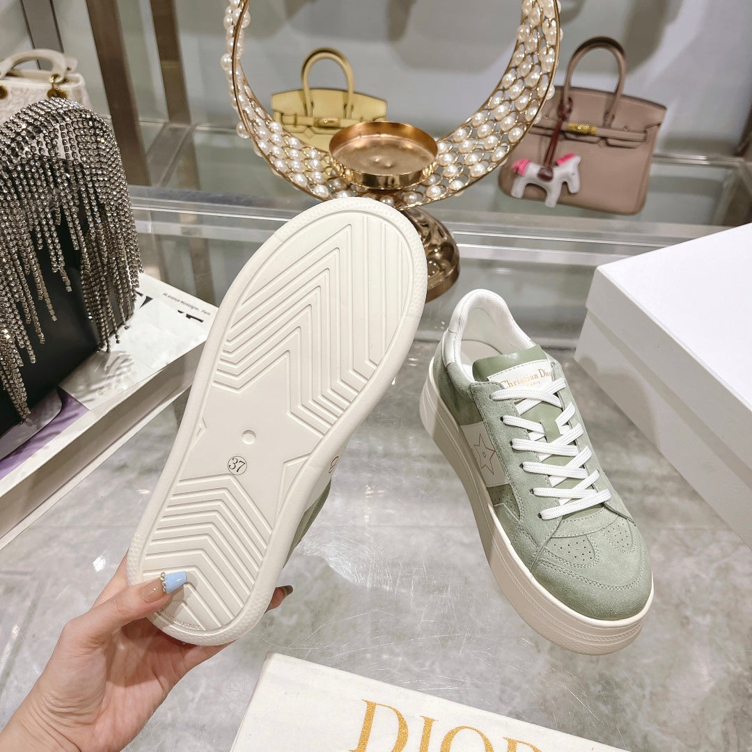 DIOR star sneaker white calfskin light green suede