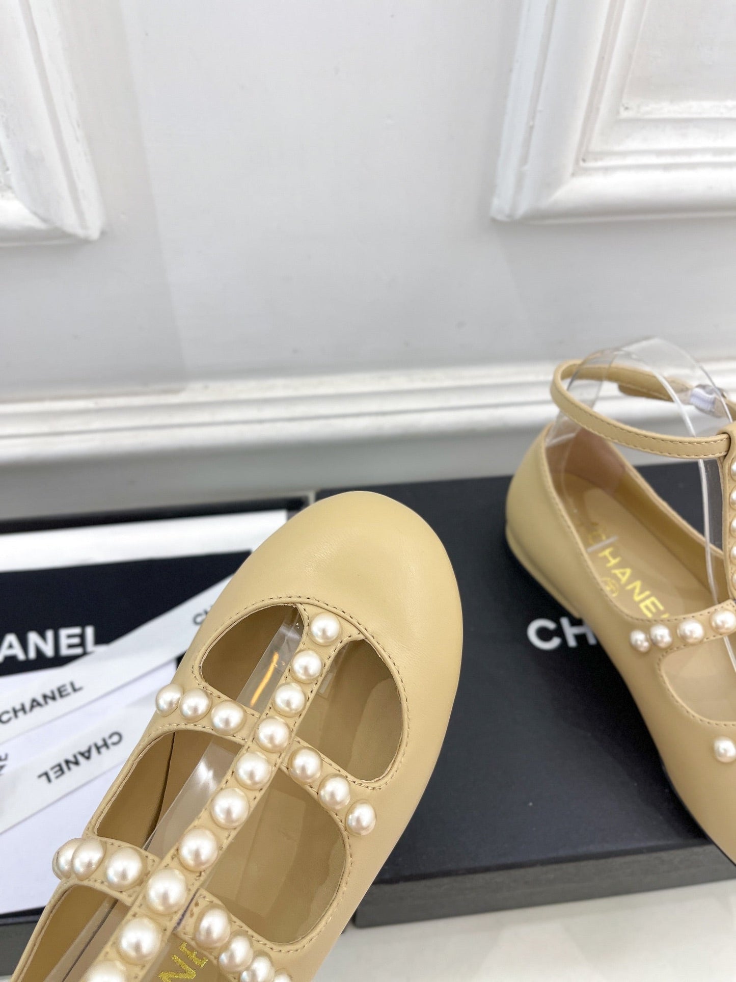 CHANEL Mary Jane 10mm In Buff Yellow With Small Pearls Lambskin 948762