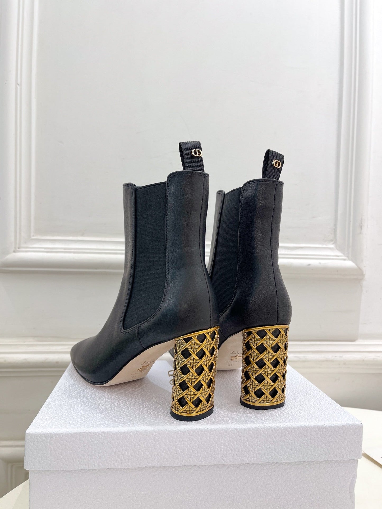 DIOR Icon Heeled Ankle Boot 80mm Black Calfskin
