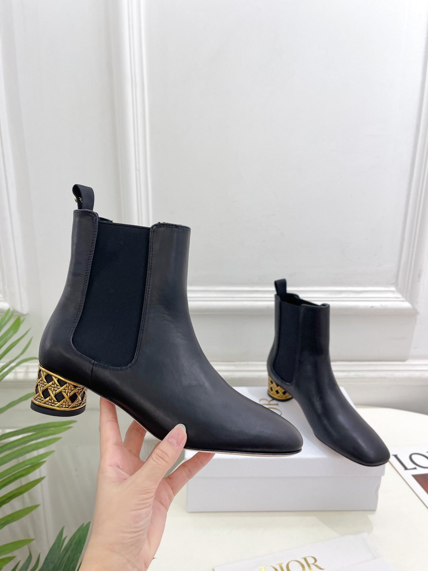 DIOR Icon Heeled Ankle Boot 40mm Black Calfskin