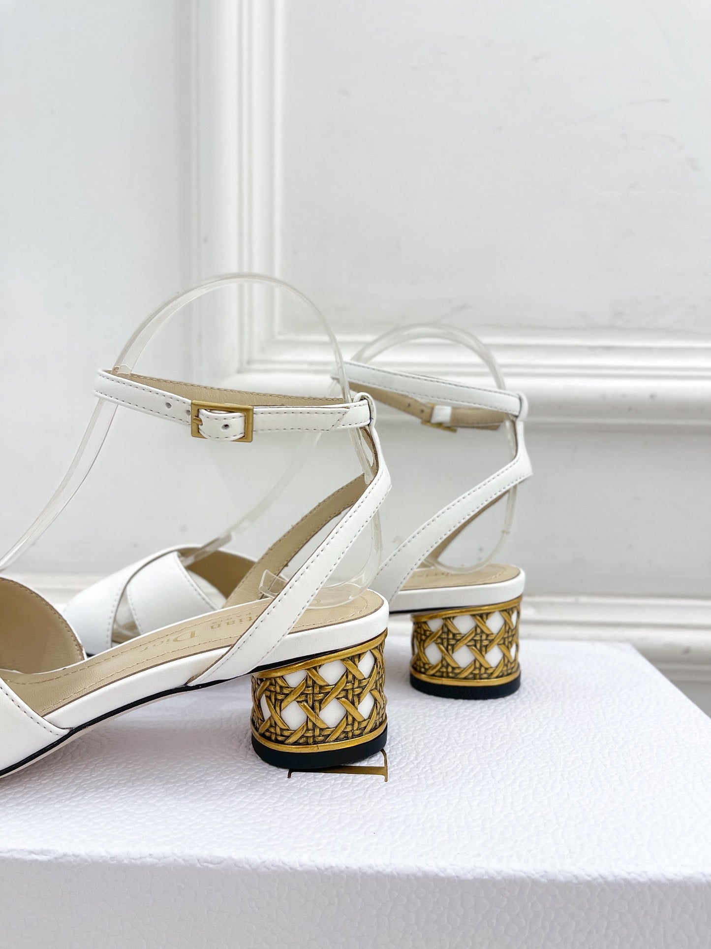 DIOR Icon Heeled Sandal 40mm White Calfskin