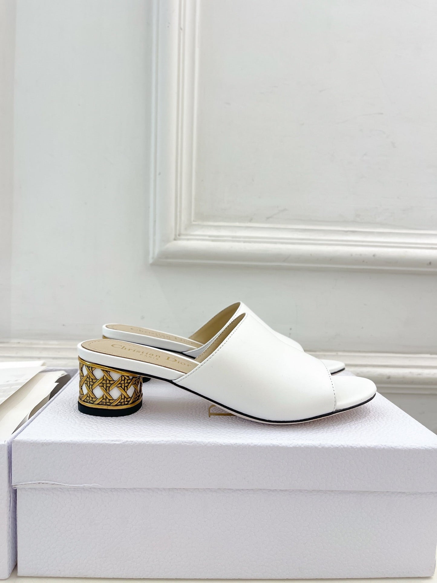 DIOR Icon Heeled Slide 40mm White Calfskin