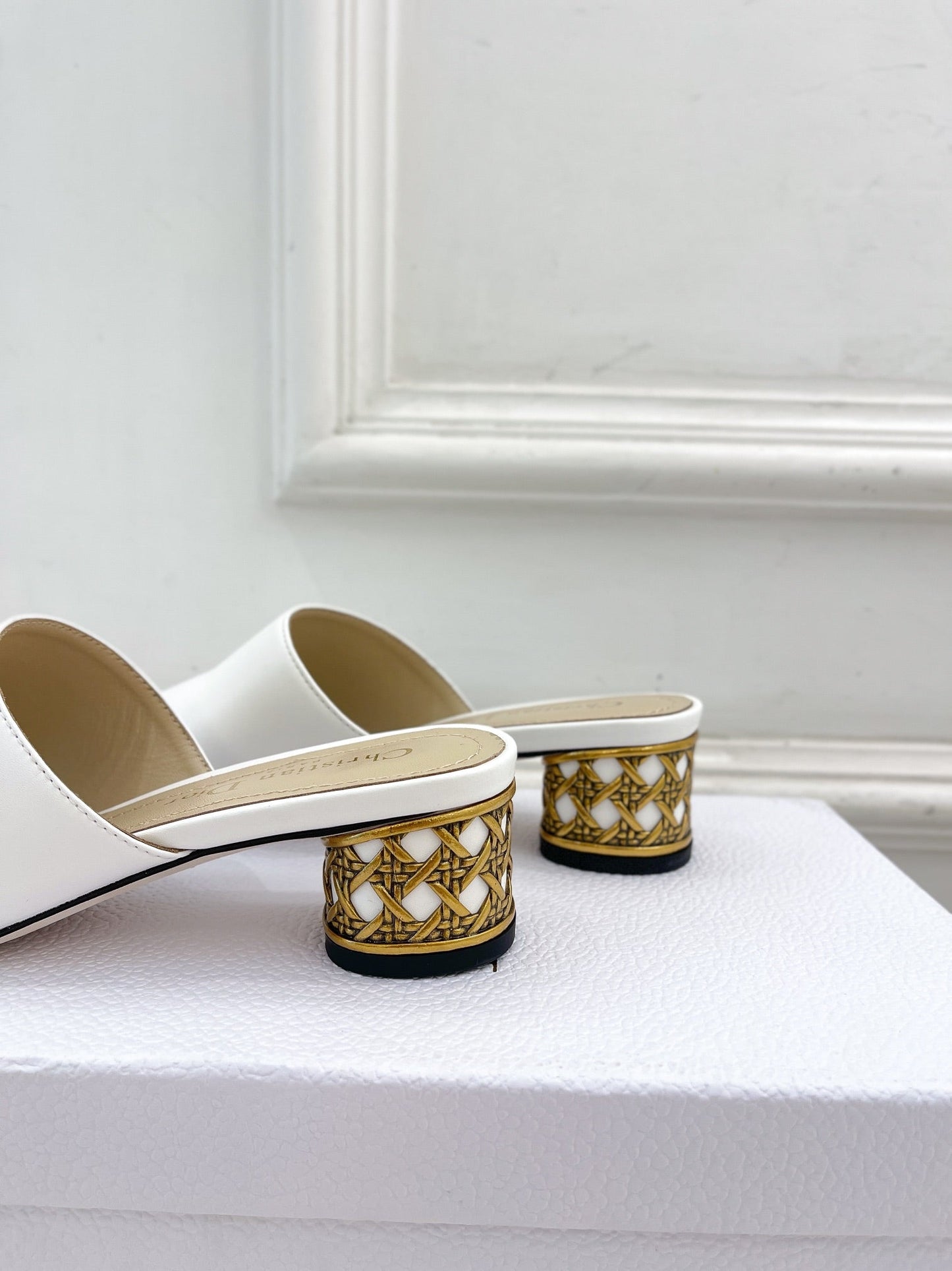 DIOR Icon Heeled Slide 40mm White Calfskin
