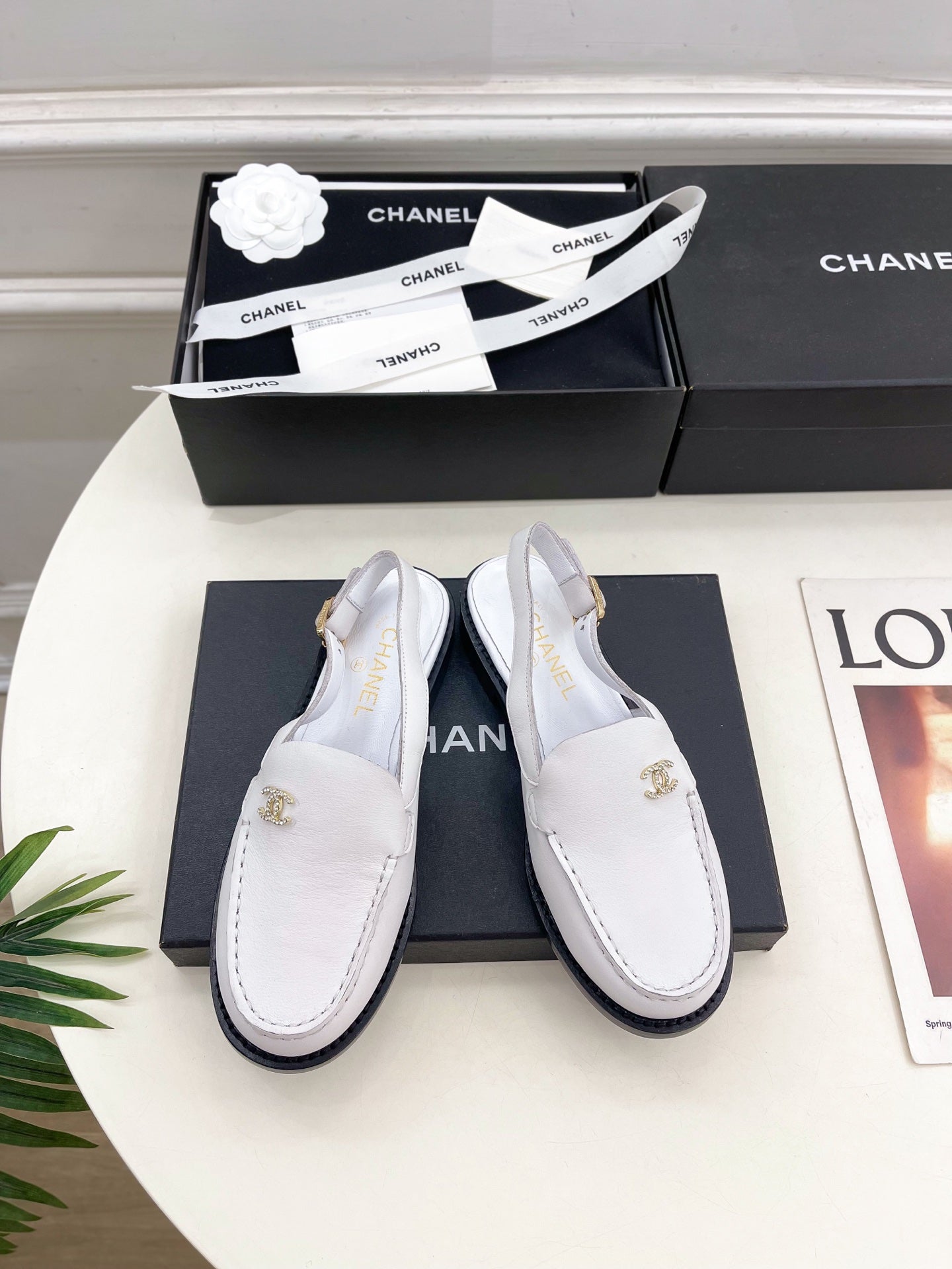 CHANEL 25S Loafer White Calfskin