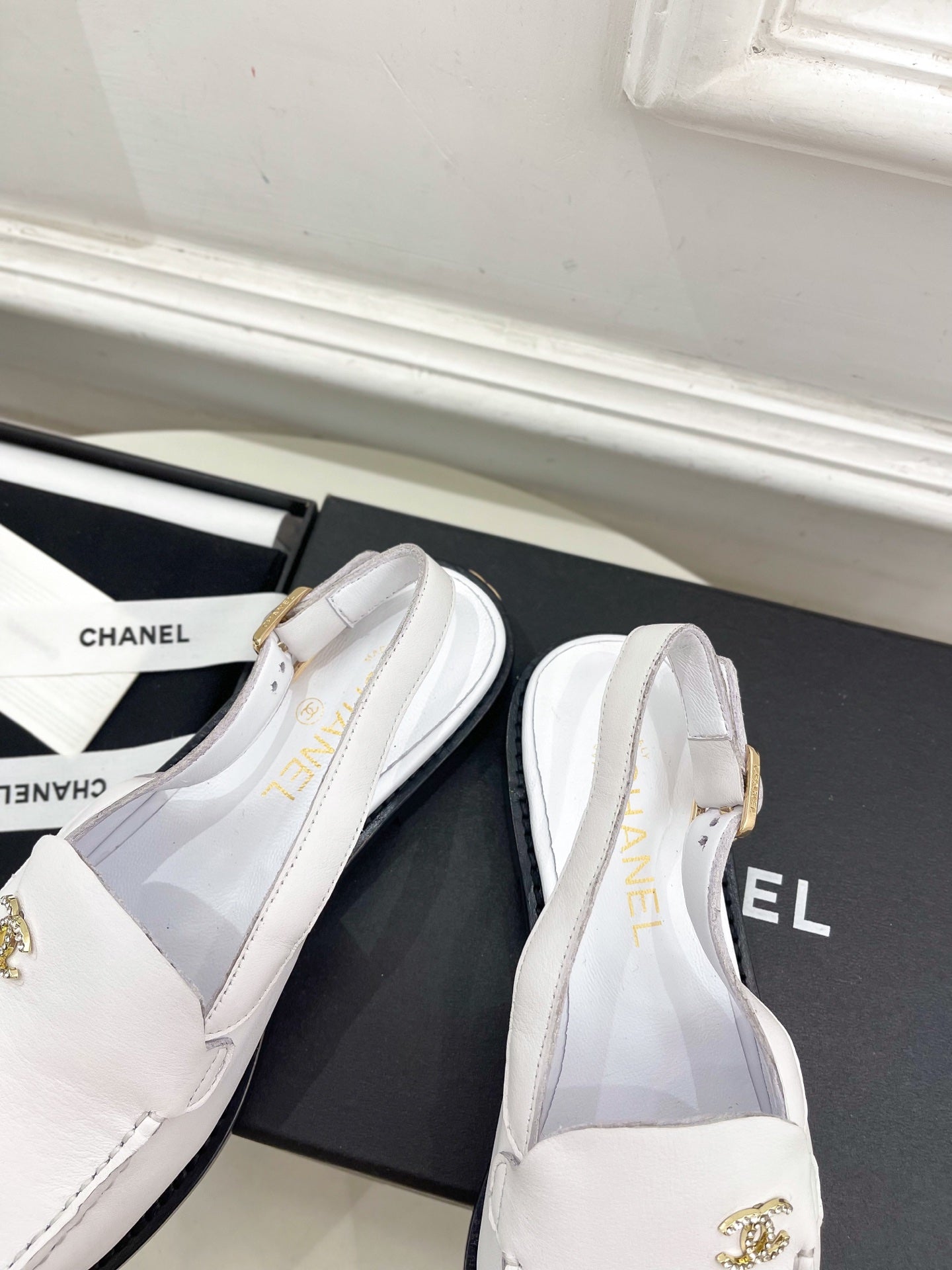 CHANEL 25S Loafer White Calfskin