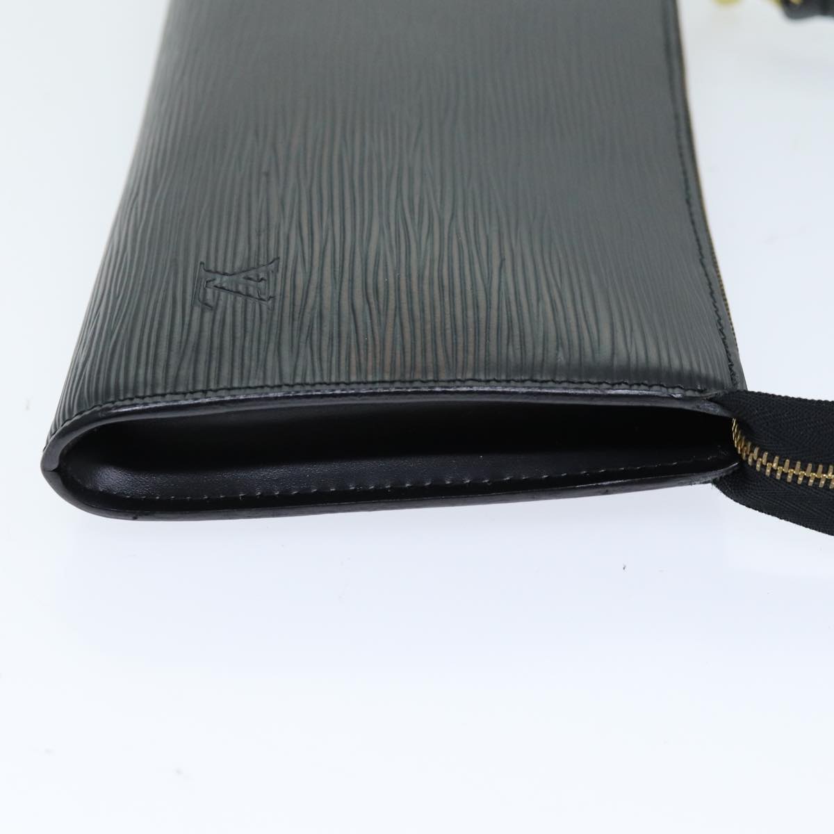 LOUIS VUITTON Epi Pochette Accessoires Pouch Black M52982 LV ki4515