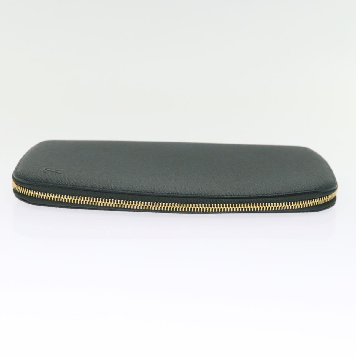 LOUIS VUITTON Taiga Organizer Atholl Travel Case Epicea M30654 LV th4904