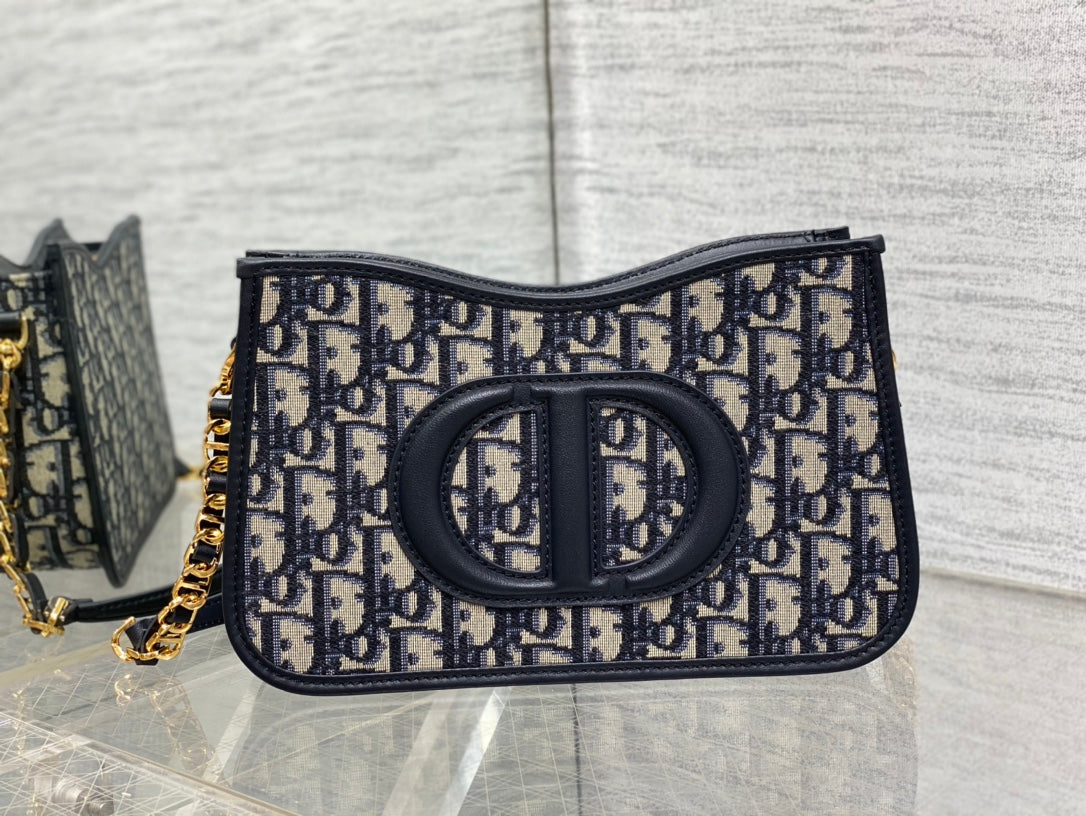 DIOR SIGNATURE HOBO 23.5CM BLUE OBLIQUE EMBROIDERY