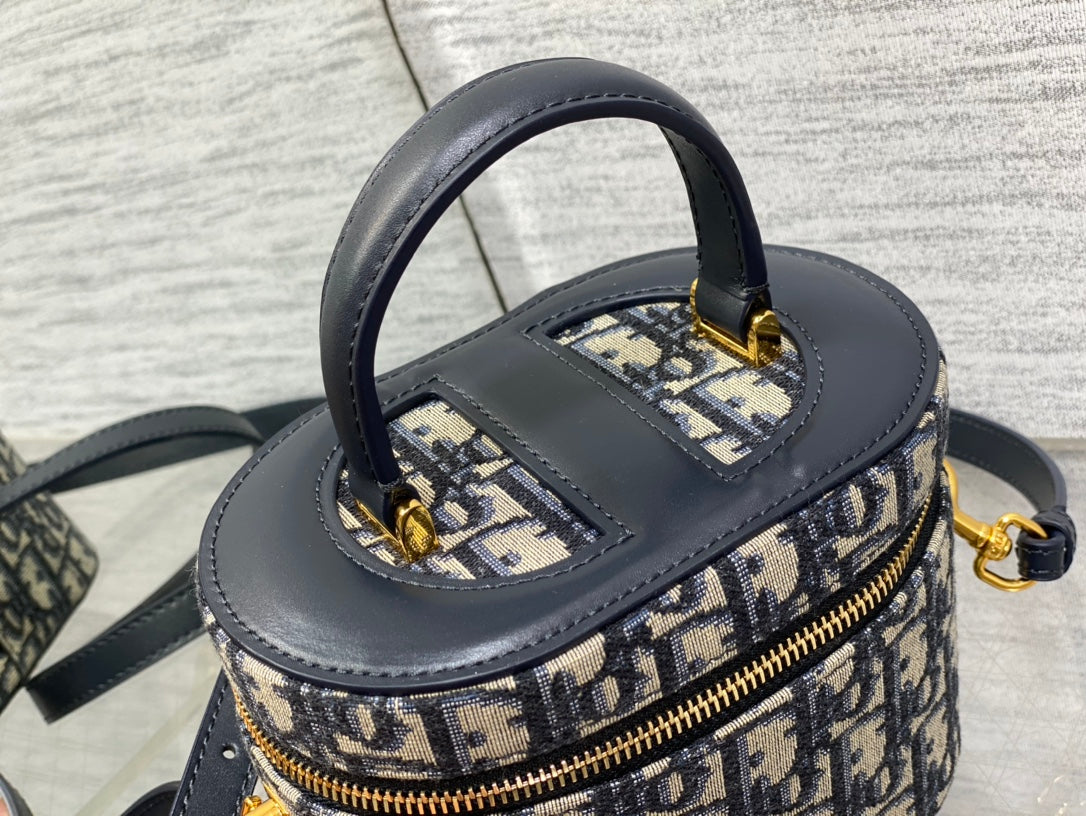 DIOR SIGNATURE VANITY 16CM BLUE OBLIQUE EMBROIDERY