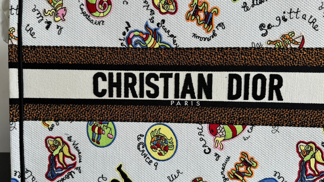 DIOR Large Book Tote 42cm White Multicolor Dragon Zodiac Embroidery