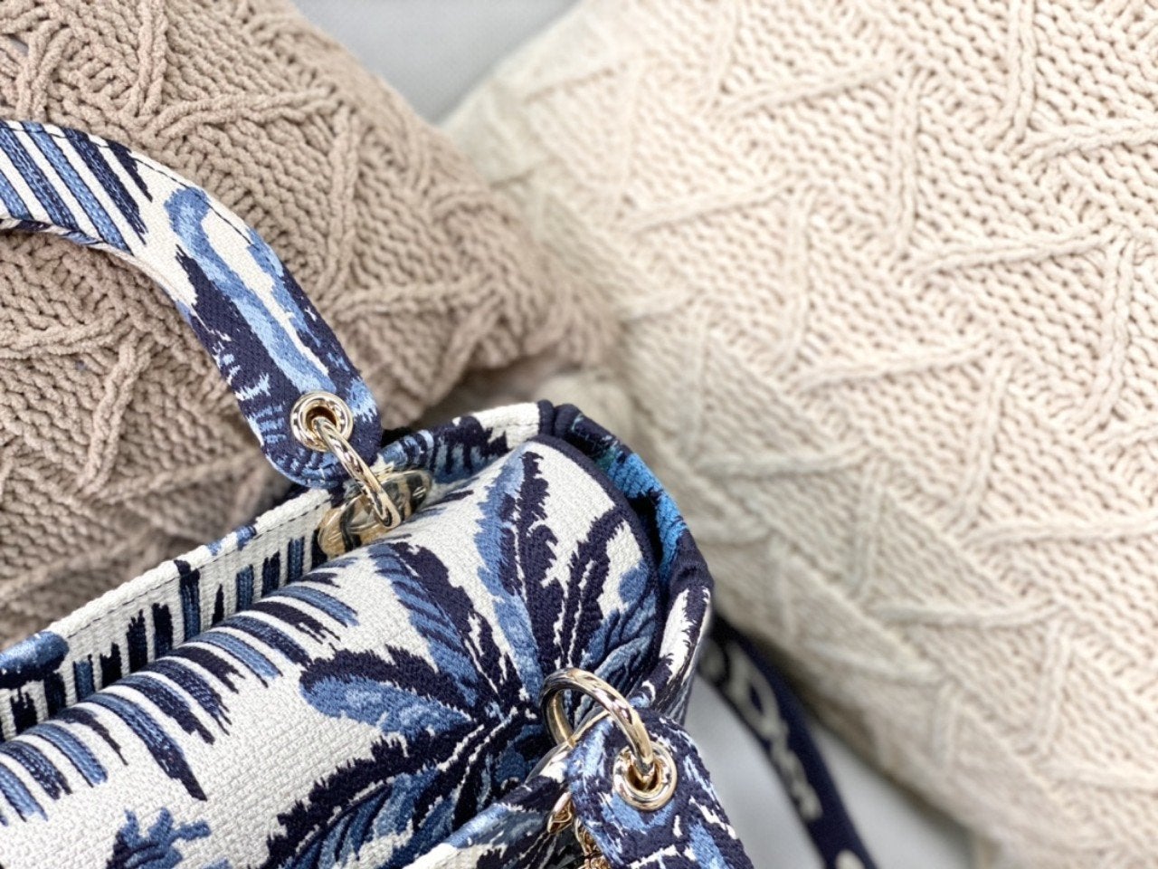 DIOR MEDIUM LADY D-LITE BLUE PALMS EMBROIDERY