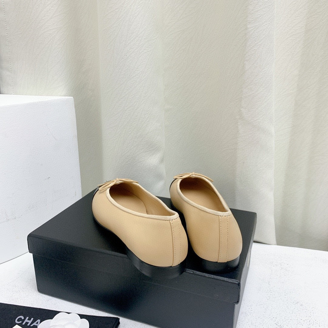 CHANEL ballet flats beige lambskin black patent calfskin