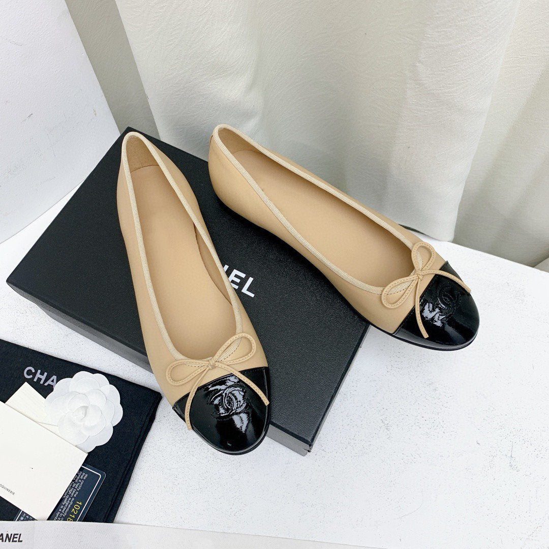 CHANEL ballet flats beige lambskin black patent calfskin