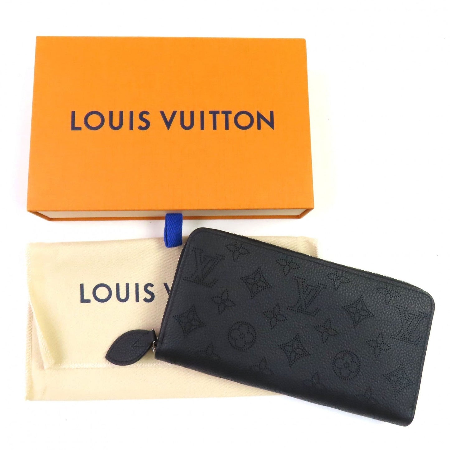 Louis Vuitton Zippy Mahina Wallet