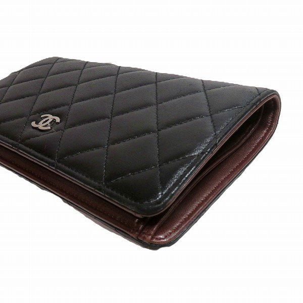 Chanel Matelasse Lambskin Bifold Wallet A31509