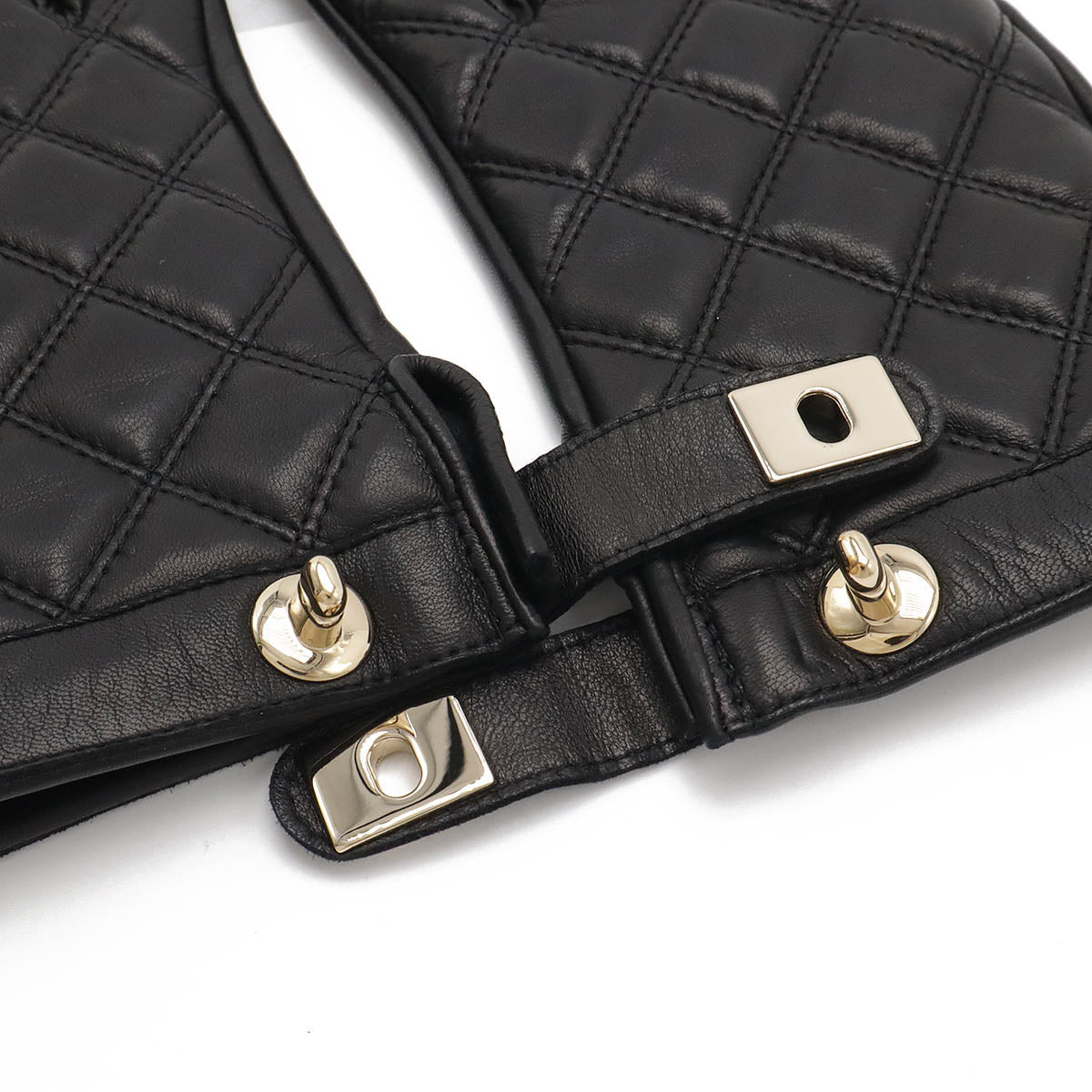 Chanel Lambskin Gloves Matelassé Coco Mark