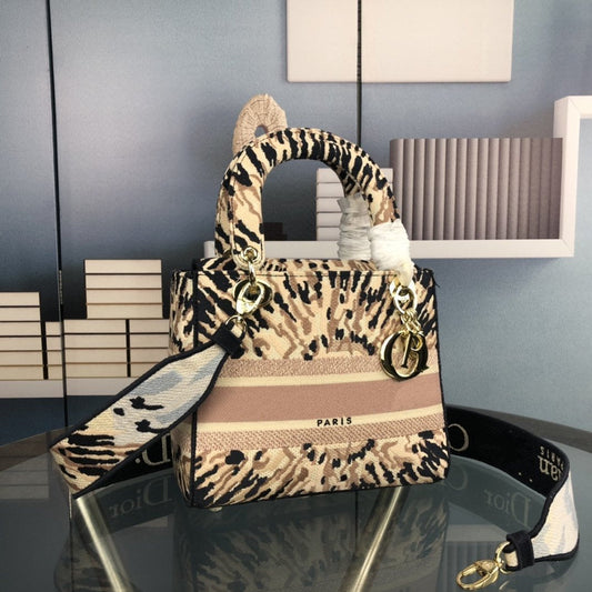 DIOR MEDIUM D-LITE 24 BEIGE MILTI COLOR MIZZA EMBROIDERY