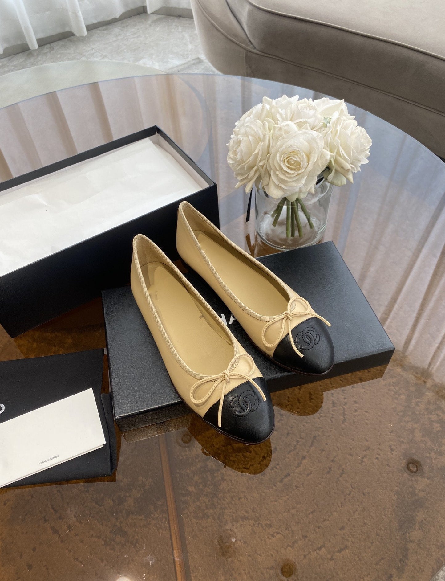 CHANEL ballet flats beige black lambskin