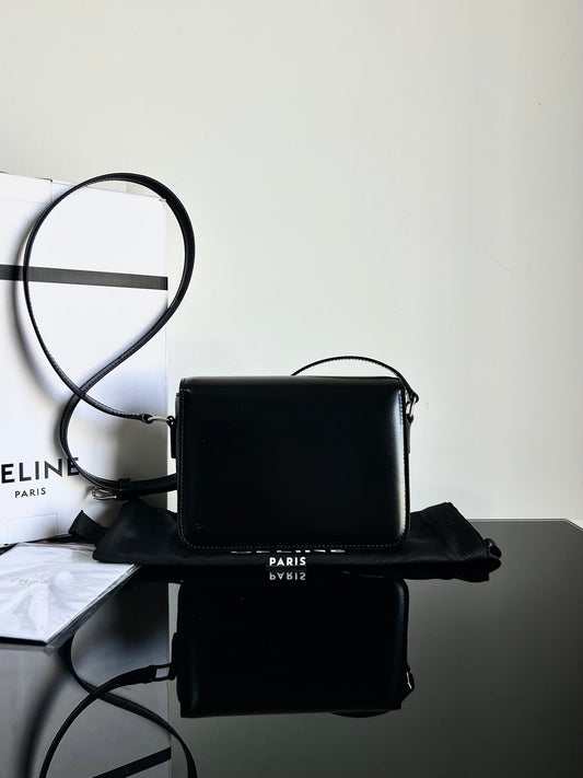 Celine TEEN TRIOMPHE 18 BLACK CALFSKIN SILVER HARDWARE