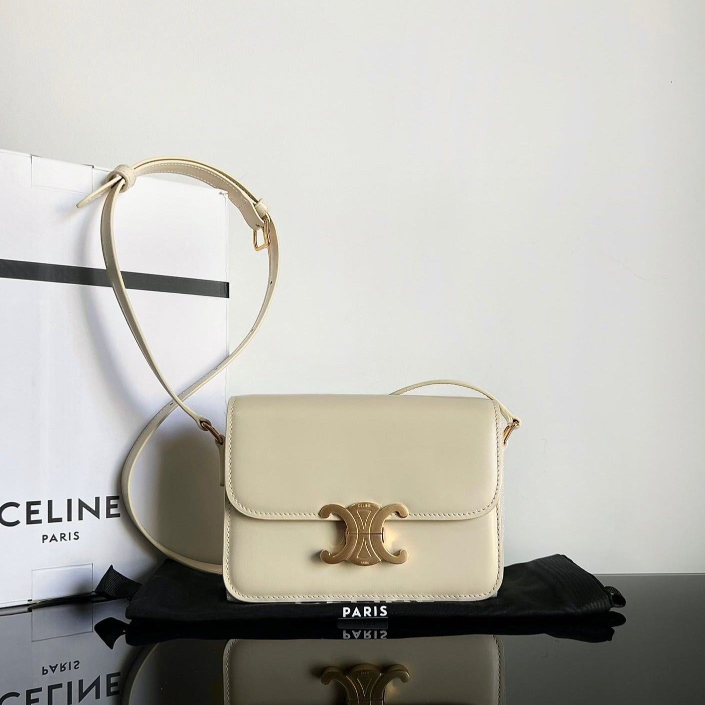 Celine TEEN TRIOMPHE 18 CREAM CALFSKIN