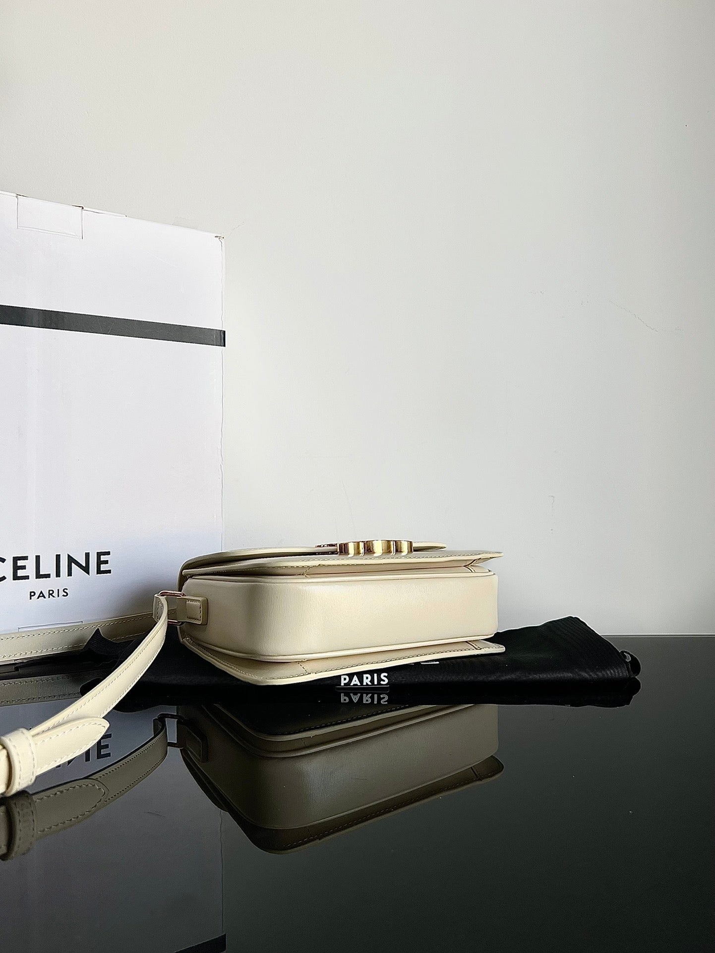 Celine TEEN TRIOMPHE 18 CREAM CALFSKIN