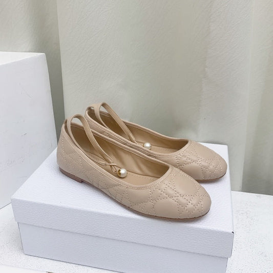 DIOR BALLET FLAT BEIGE MOP