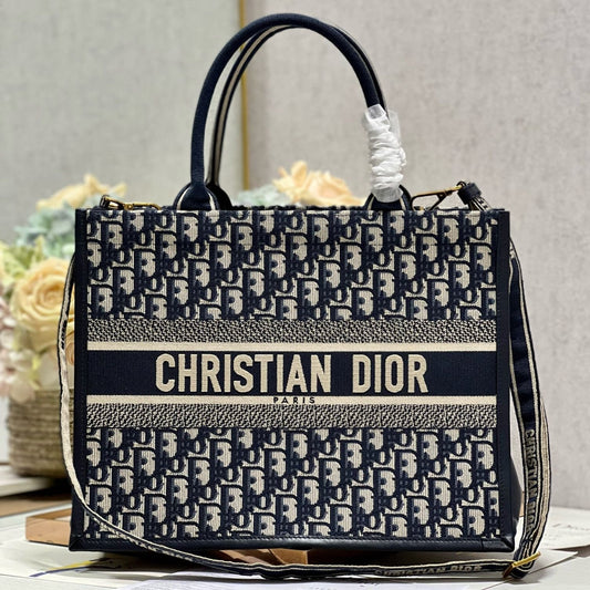 DIOR MEDIUM BOOK TOTE 36 BLUE OBLIQUE EMBROIDERY