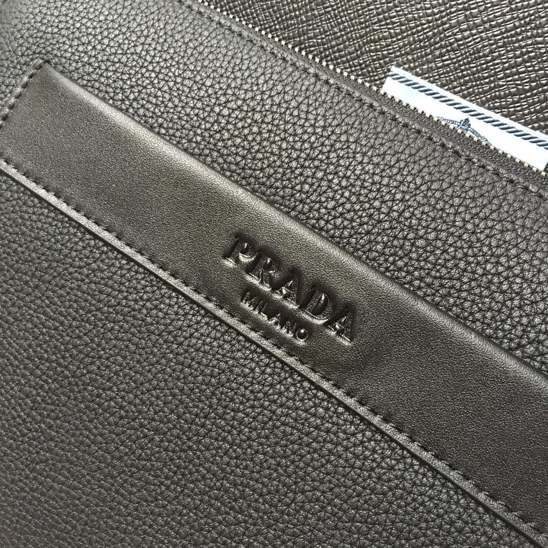 PRADA CLUTCH 26 IN BLACK DEERSKIN EMBOSSED LOGO