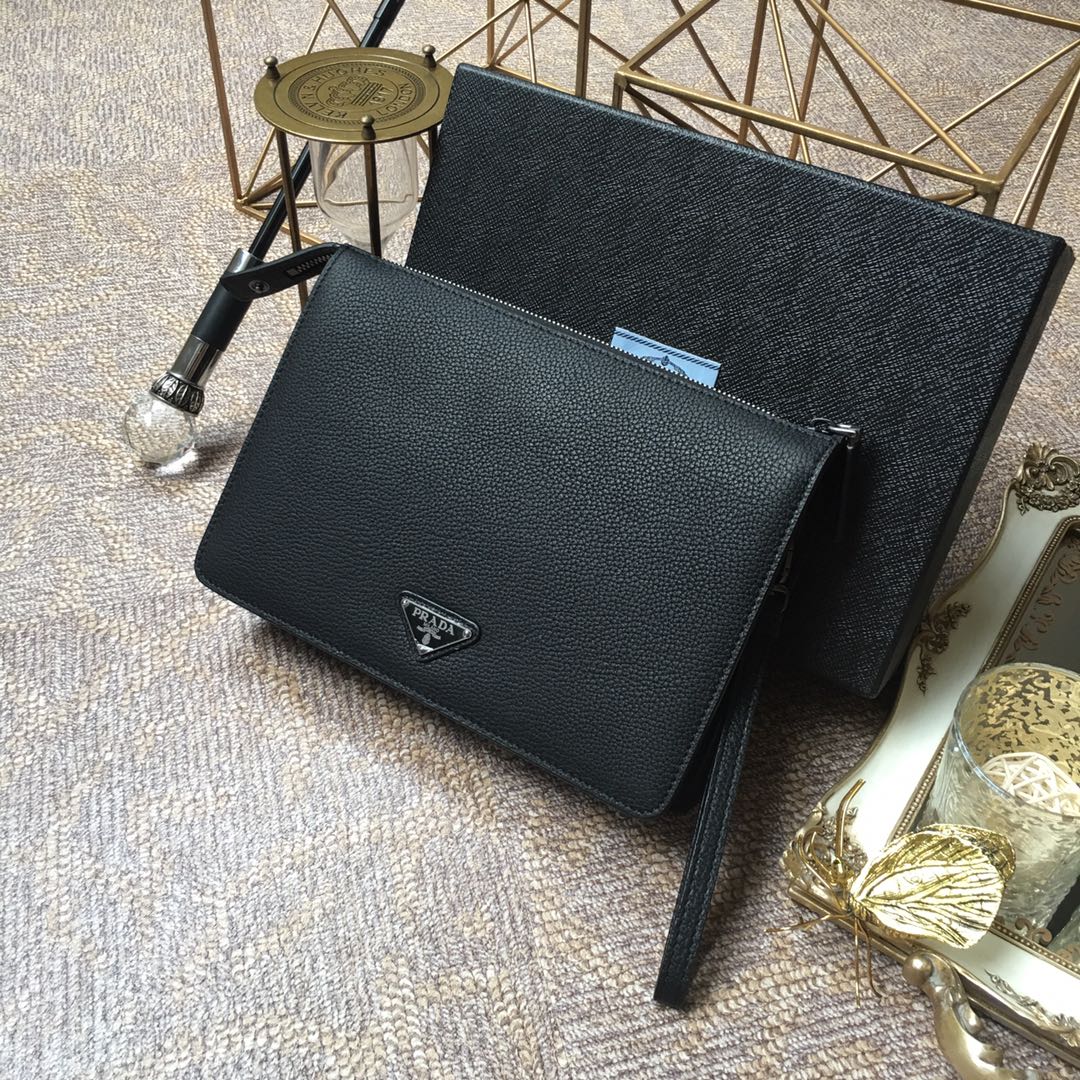 PRADA CLUTCH 26 IN BLACK DEERSKIN EMBOSSED LOGO