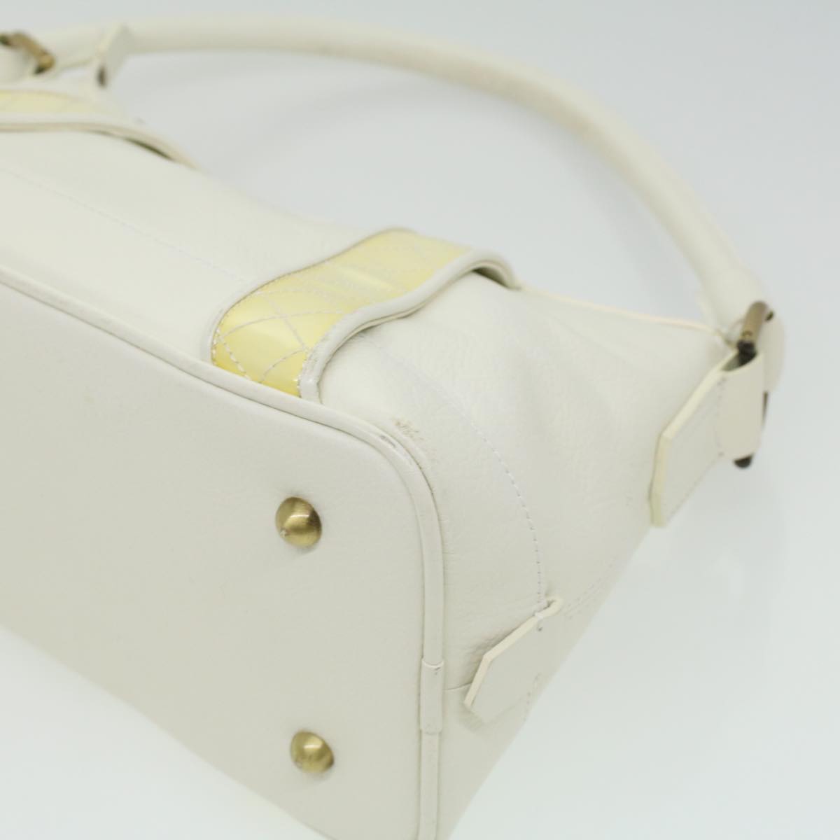 Burberry  Leather Shoulder Bag ()