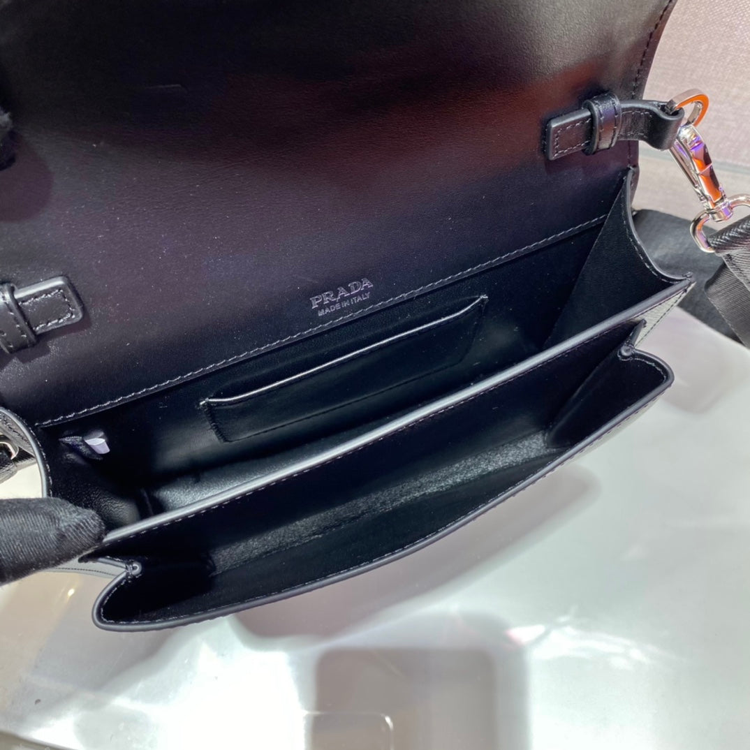 PRADA ENVELOPE FLAP BAG 20 IN BLACK SAFFIANO LEATHER